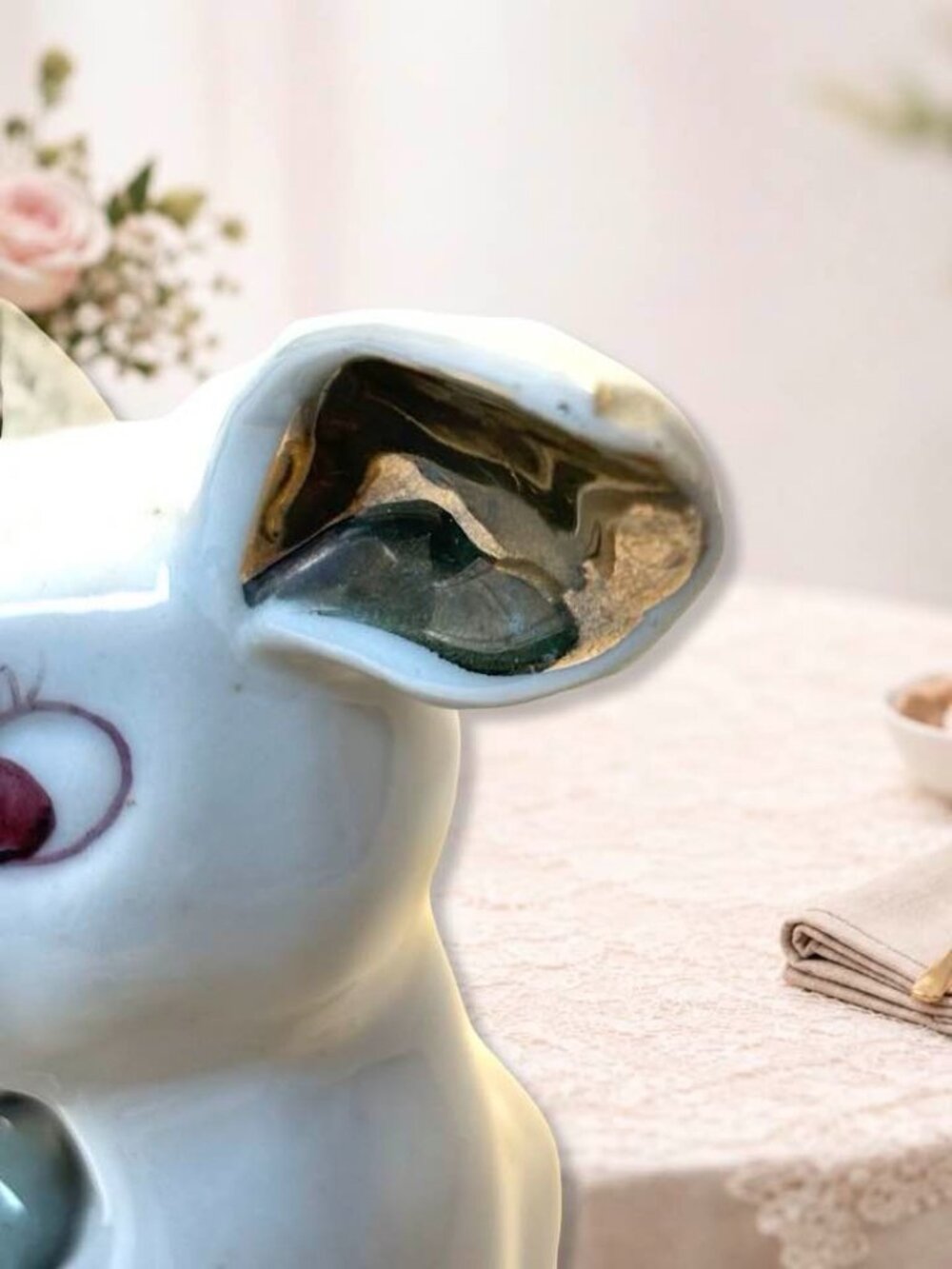 Vintage 1950s Ceramic Deer Family Figurines Set Of 3 White Pink Gold w Flowers - Picture 3 of 4